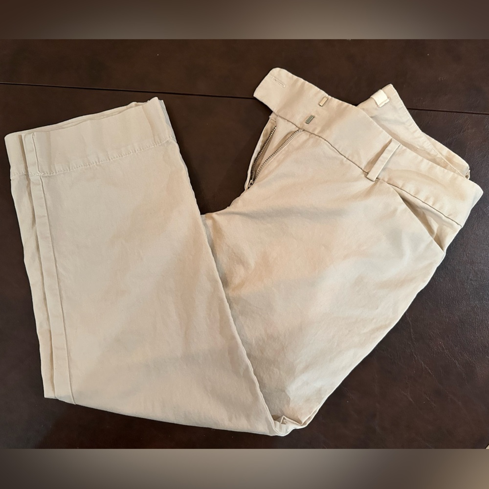 LOFT Beige Capris